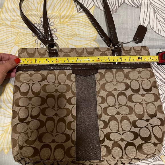 Brown Authentic Coach Purse - Picture 7 of 7
